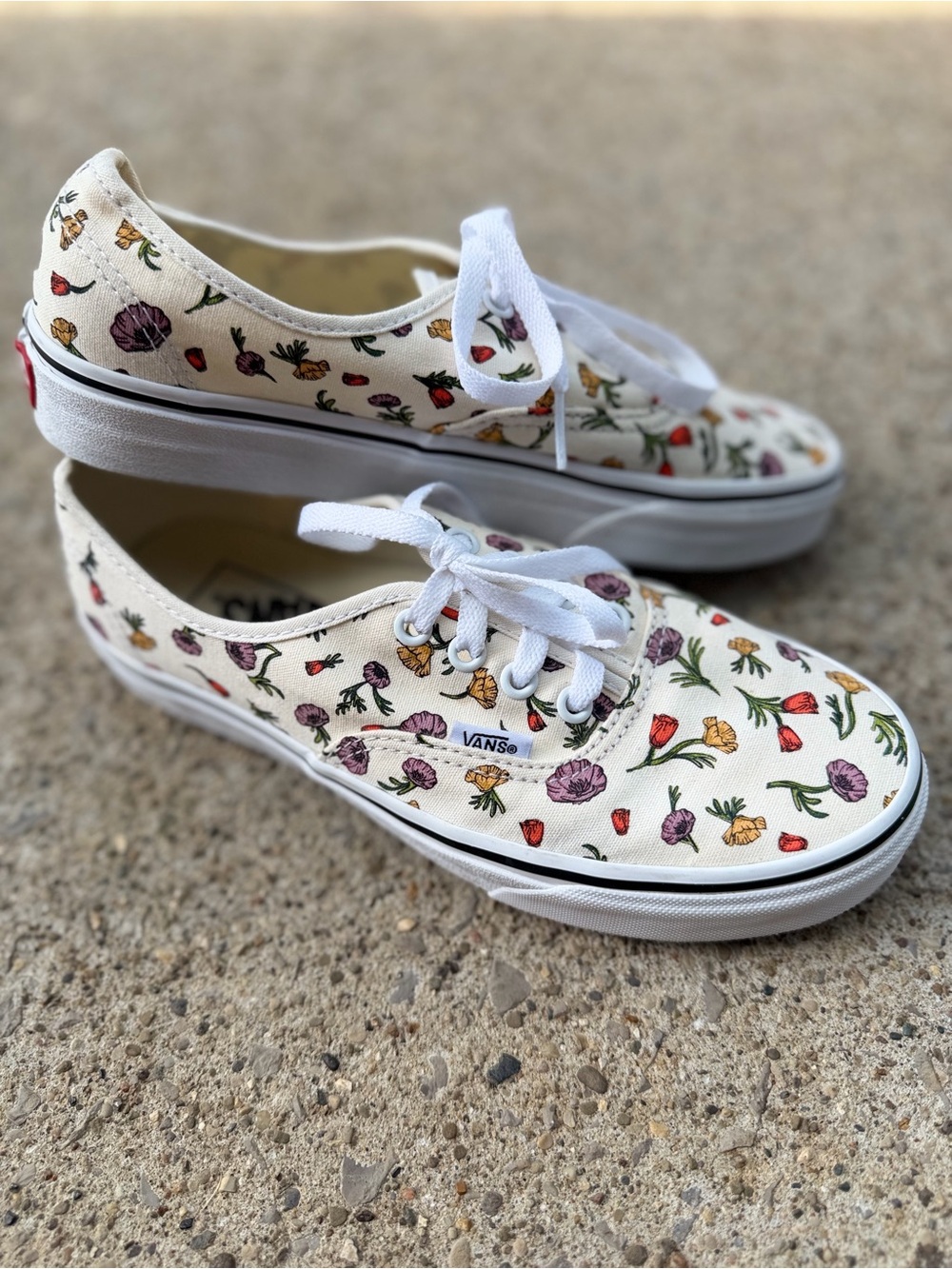 Vans Authentic Floral Shoes Womens Size 7 Cream Canvas Low Top Sneakers - Picture 3 of 10
